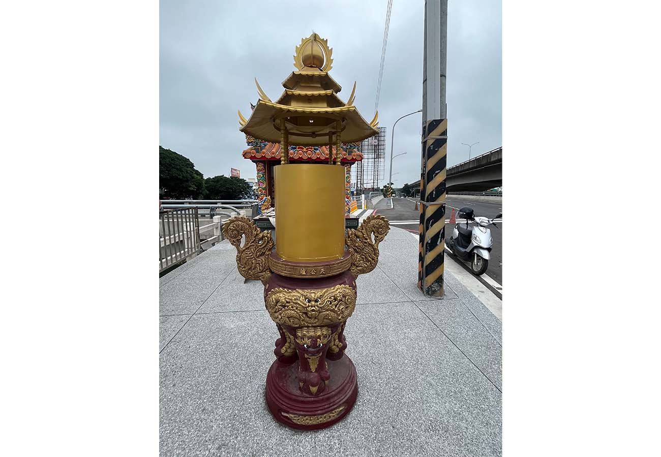 三鹿里向上土地公