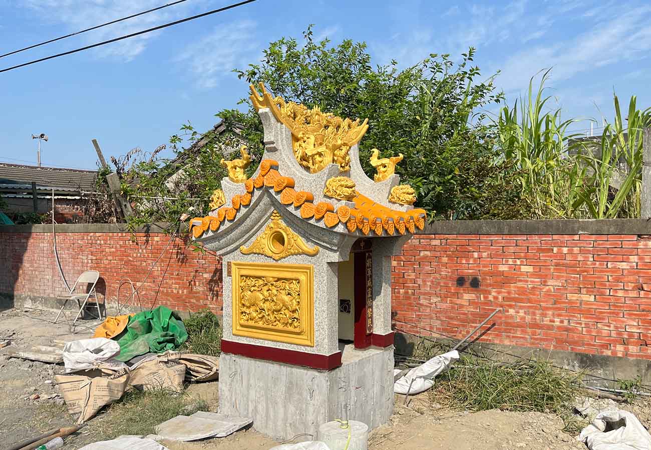 土庫鎮山仔腳代安宮