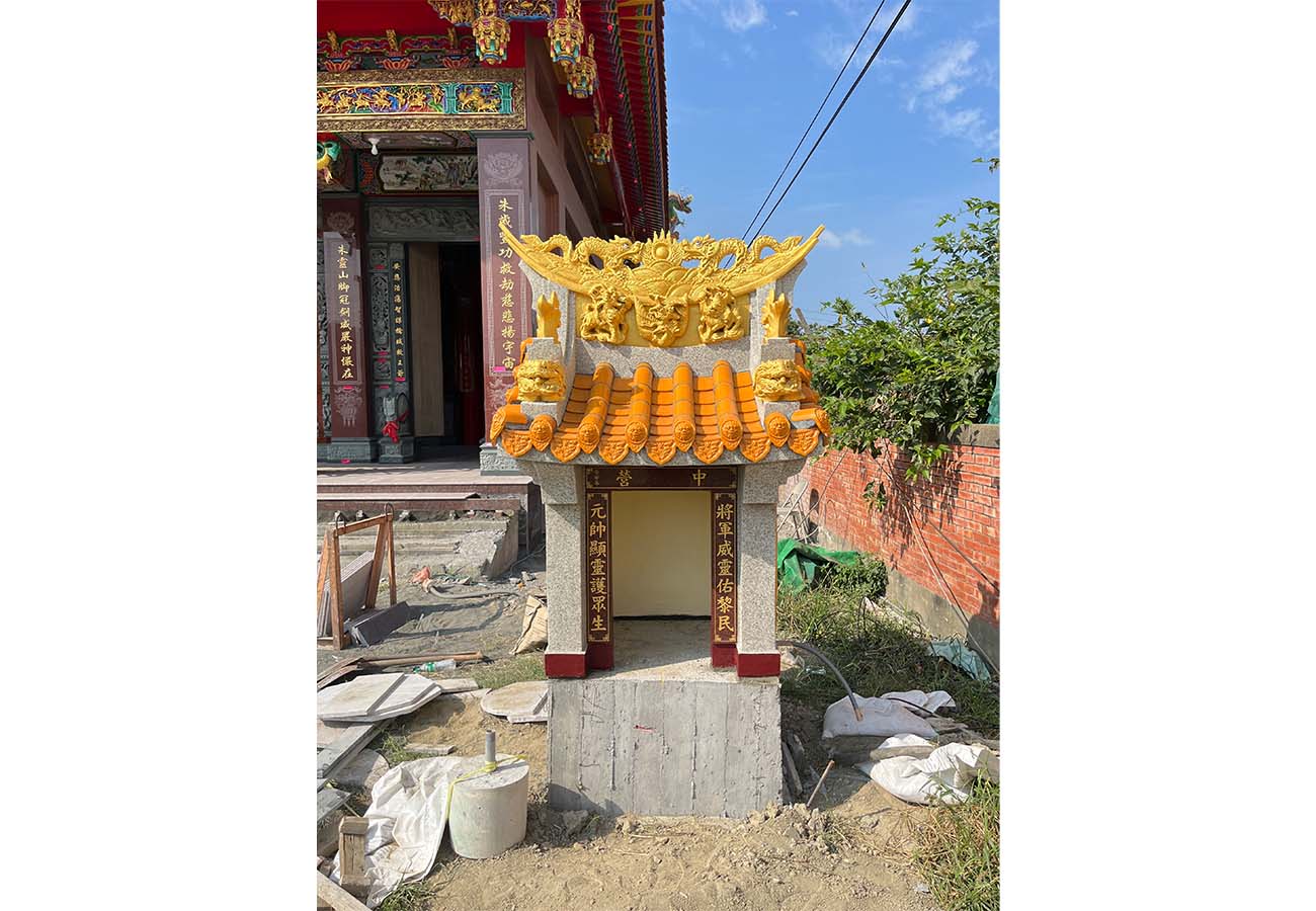 土庫鎮山仔腳代安宮