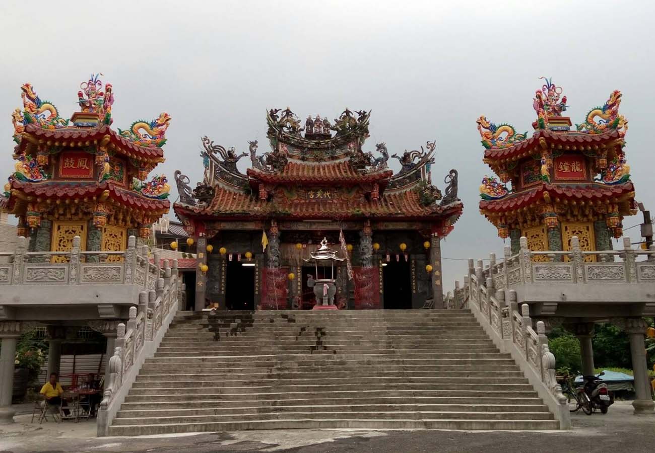 龍泉代天宮